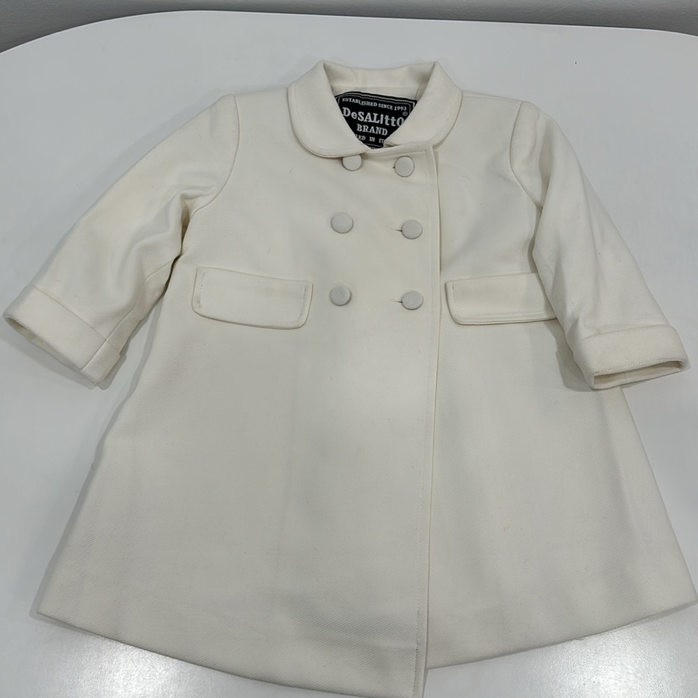 NEW NEVER WORN no tags. Size 3-4Y. 110. By DeSALITTO.